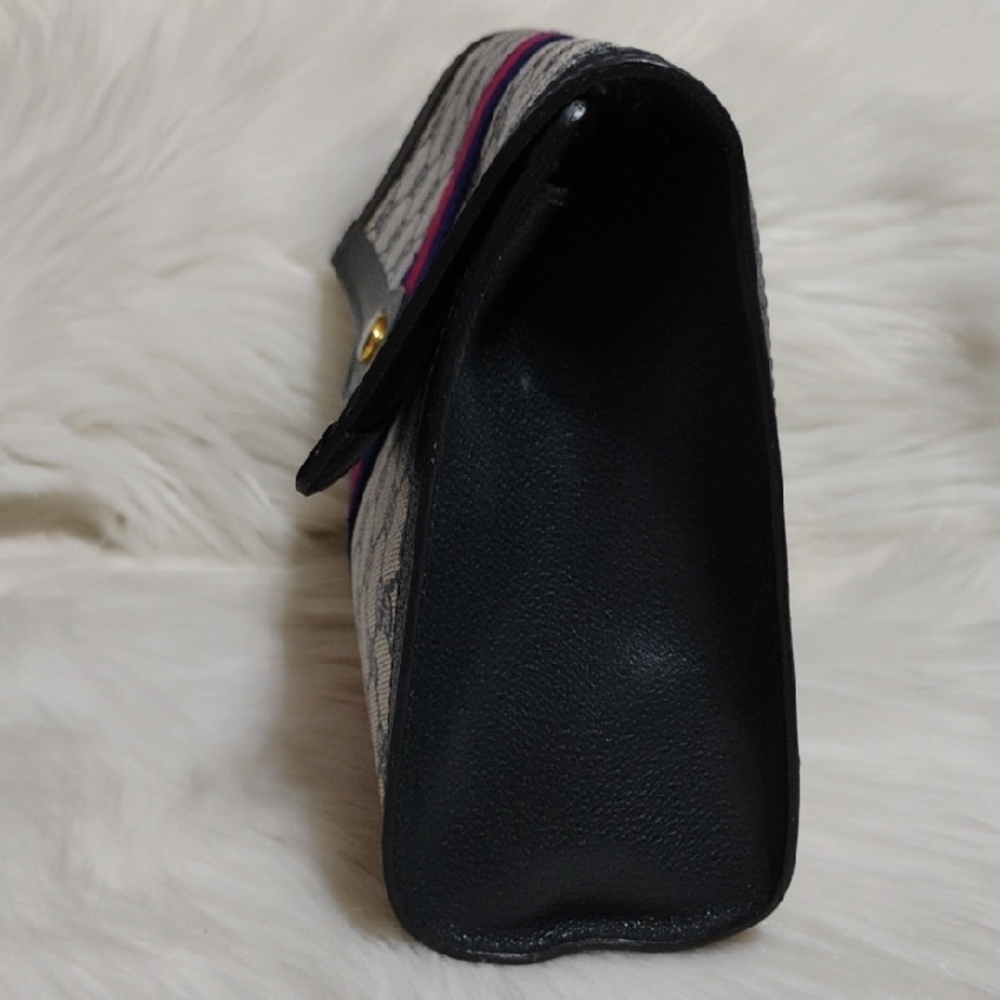 SALE! Authentic Gucci GG Supreme Sherry Line Leather Vtg Clutch Bag - Picture 4 of 16